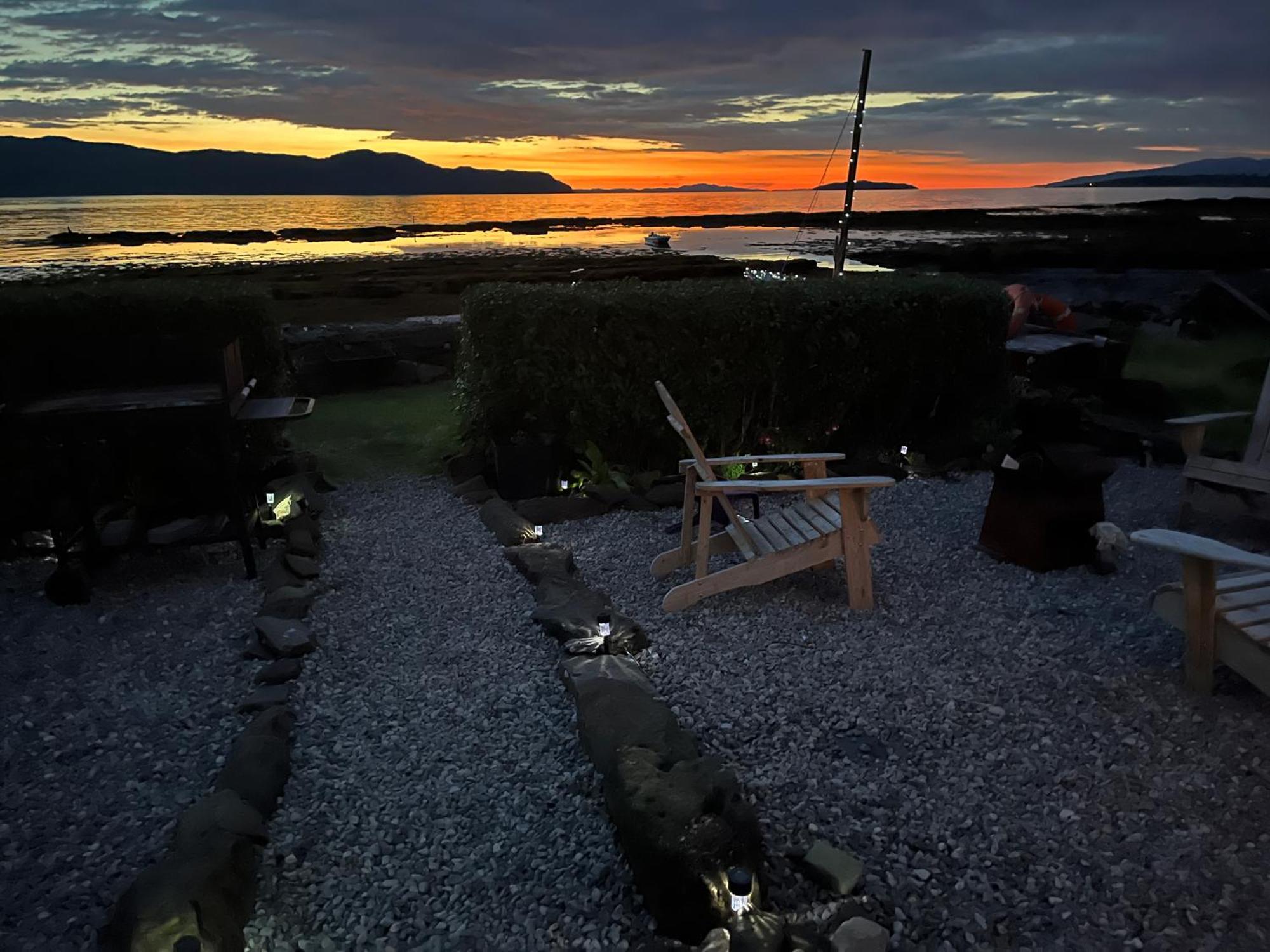 Carnmhor, Isle Of Skye - Stunning 242 Year Old Cottage On Its Own Sea Shore! Breakish 외부 사진