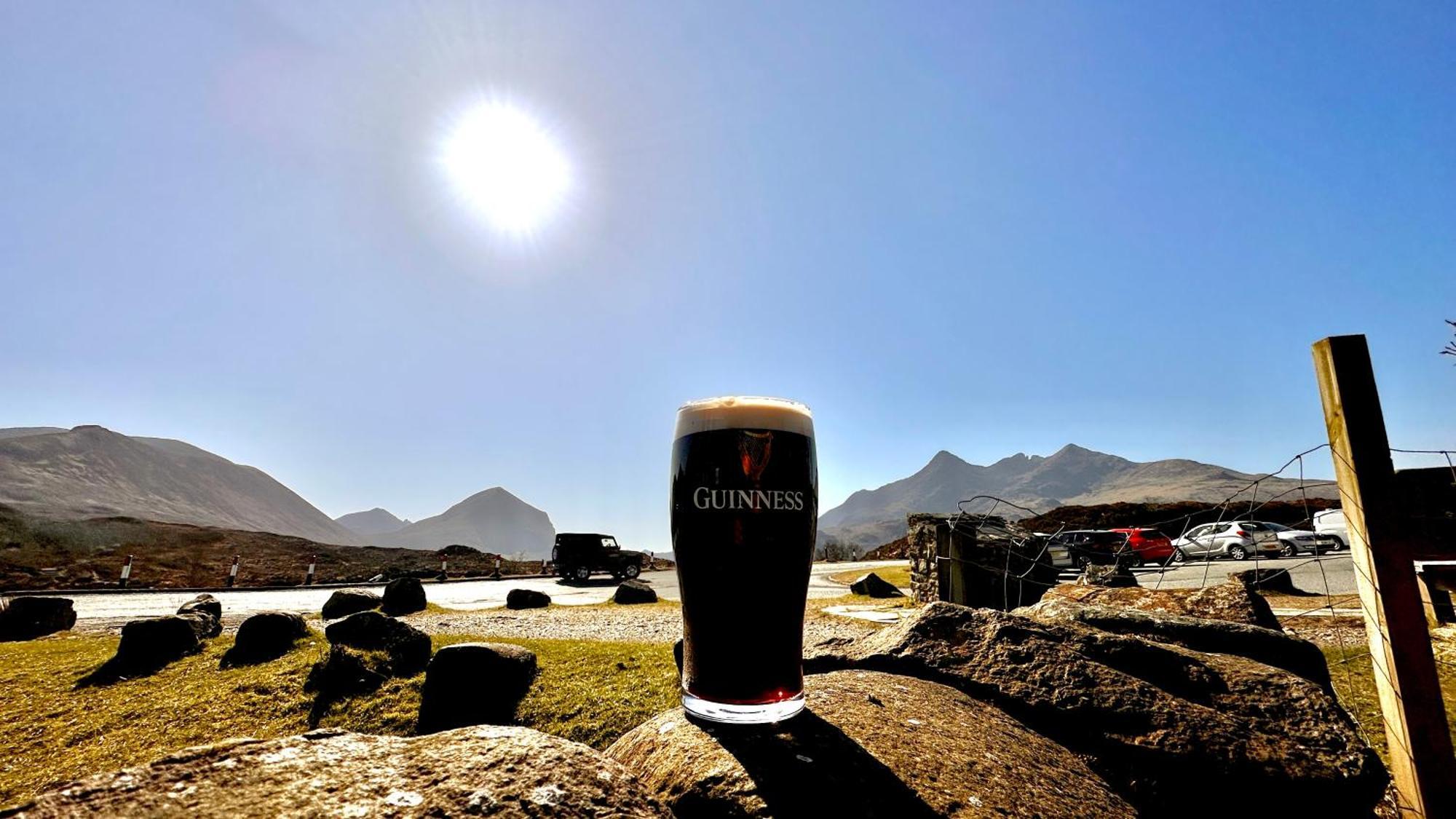 Carnmhor, Isle Of Skye - Stunning 242 Year Old Cottage On Its Own Sea Shore! Breakish 외부 사진